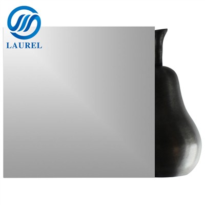 Hogyan kell karbantartani az ezüst tükörüveget?